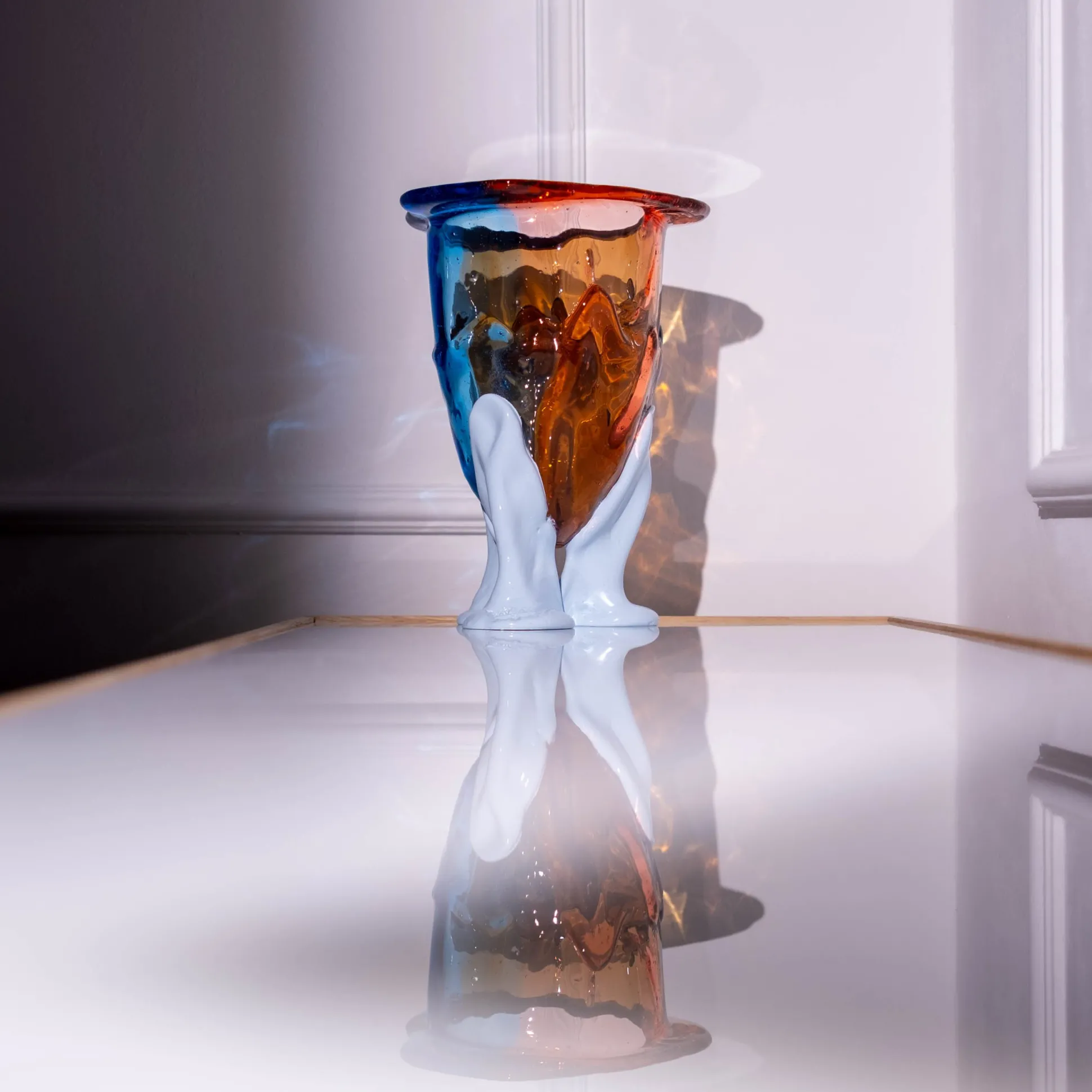 amazonia_vase__light_ruby_8.webp Amazonia Vase - Light Ruby, Light Blue, Brown, Pastel Blue