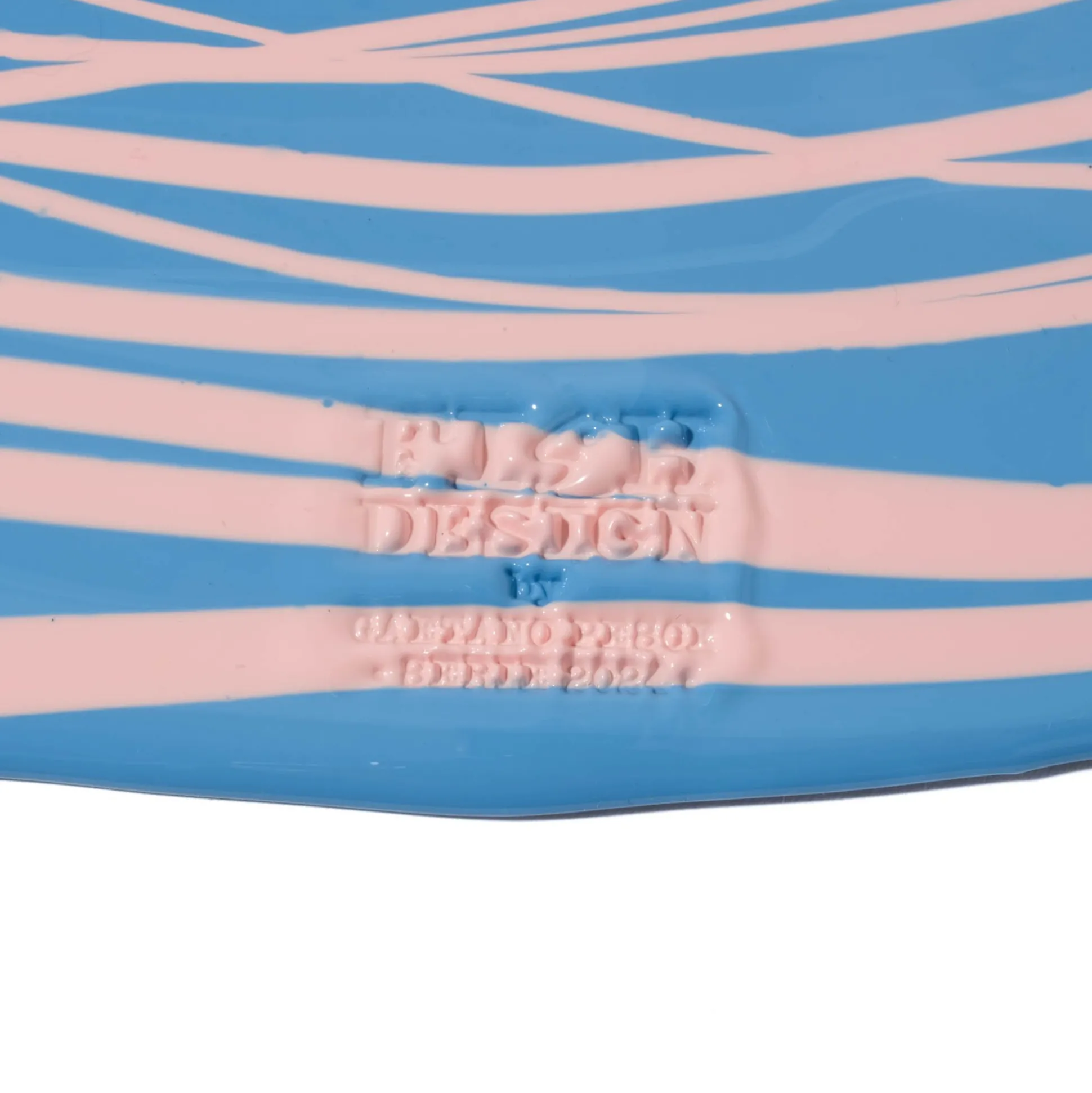 mirror__matt_blue_salmon_3.webp Mirror - Matt Blue, Salmon
