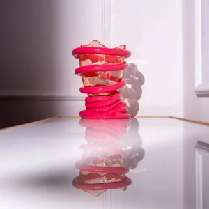 Pompitu I Vase - Light Ruby, Fuchsia