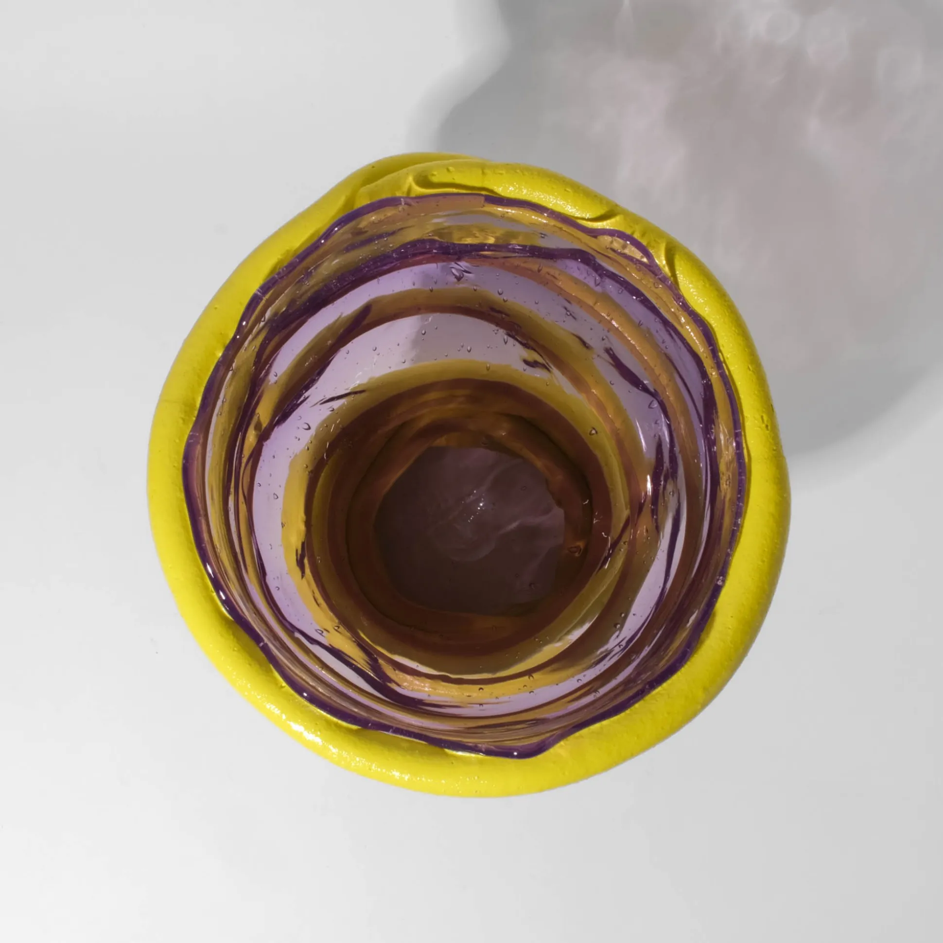 pompitu_i_vase__lilac_flu_3.webp Pompitu I Vase - Lilac, Fluo Yellow