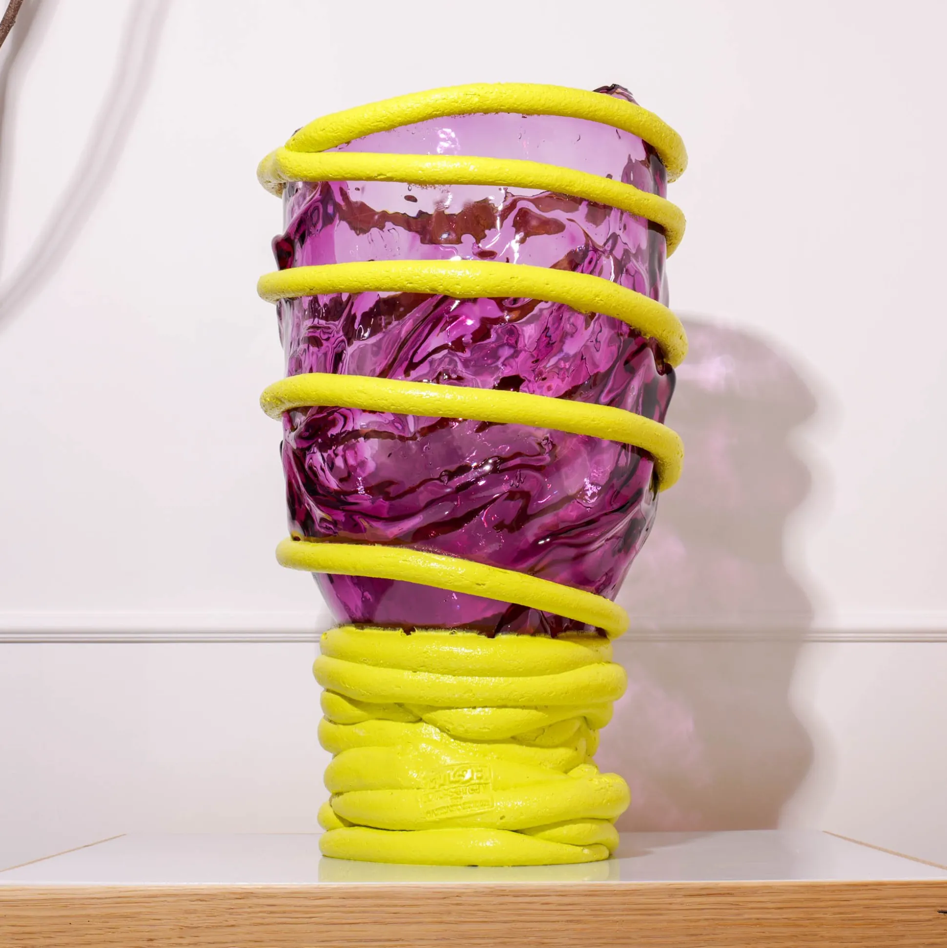 pompitu_i_vase__lilac_flu_8.webp Pompitu I Vase - Lilac, Fluo Yellow