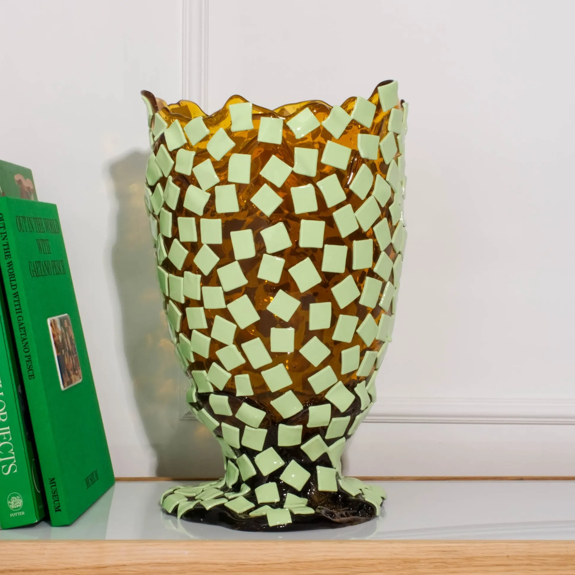 rock_vase__clear_amber_mi_9.webp Rock Vase - Clear Amber, Mint