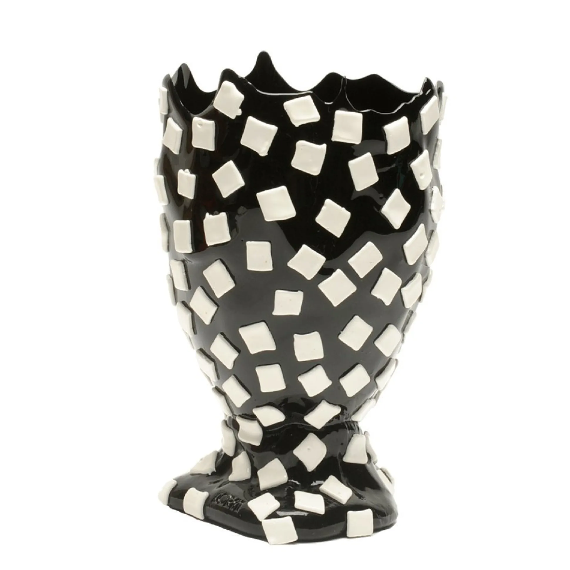 rock_vase__matt_black_whi_3.webp Rock Vase - Matt Black, White