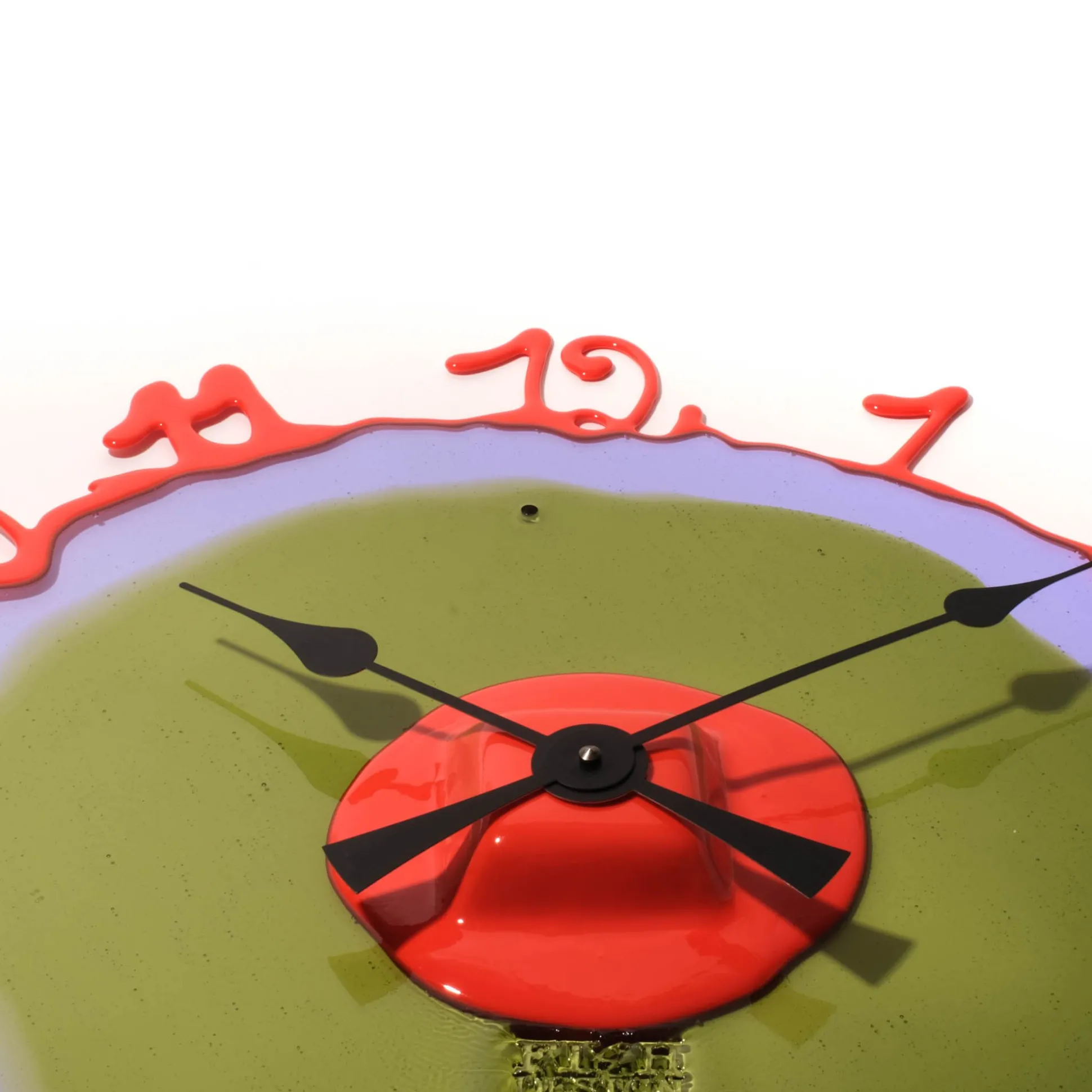 round_the_clock__clear_li_1.webp Round The Clock - Clear Lilac, Clear Bottle Green And Matt Orange