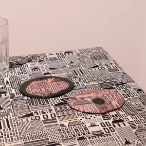 Set of 2 Table-Mates Small - Clear Pink, Matt Black