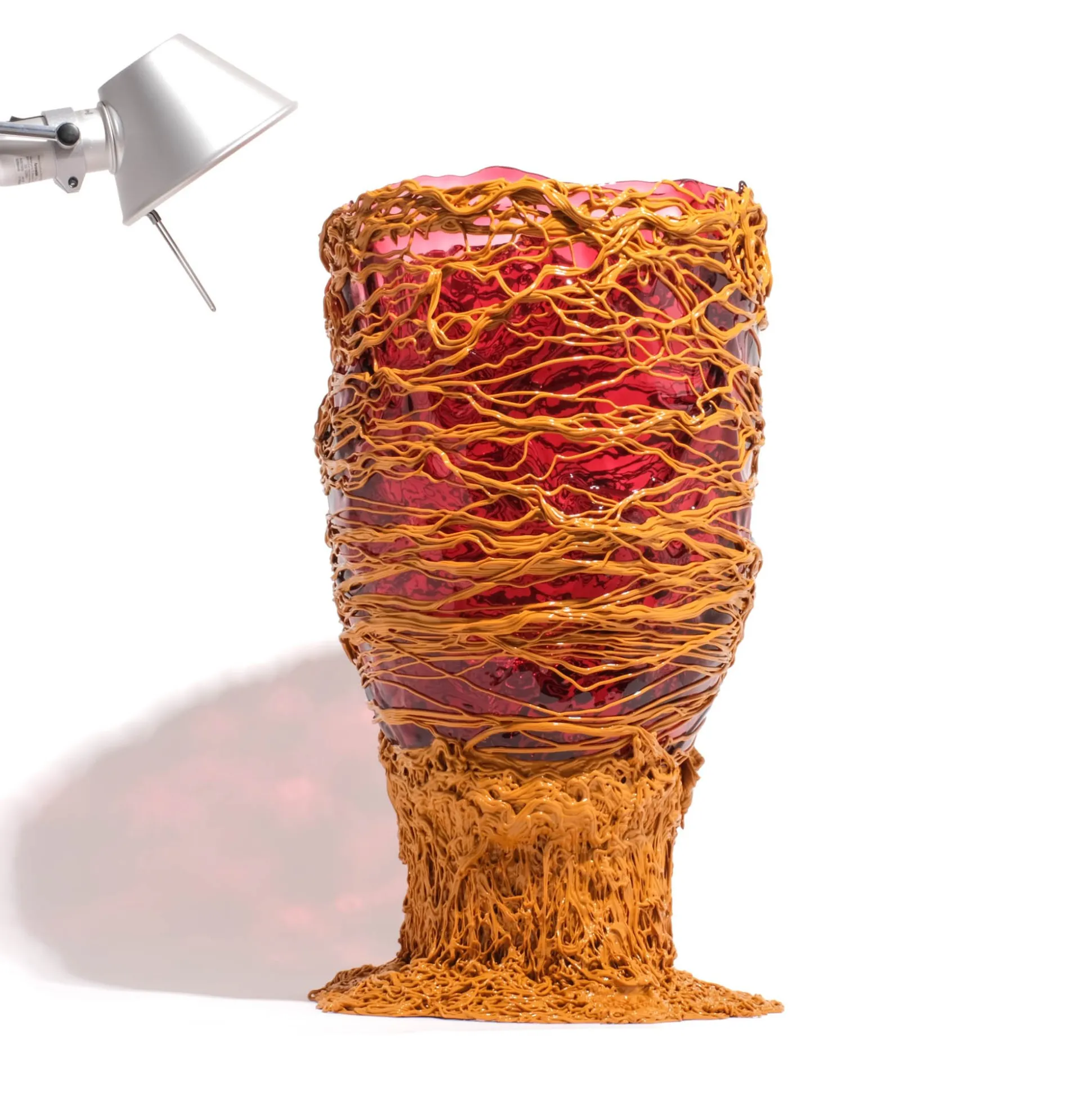 spaghetti_vase__clear_fuc_9.webp Spaghetti Vase - Clear Fuchsia And Matt Ochre