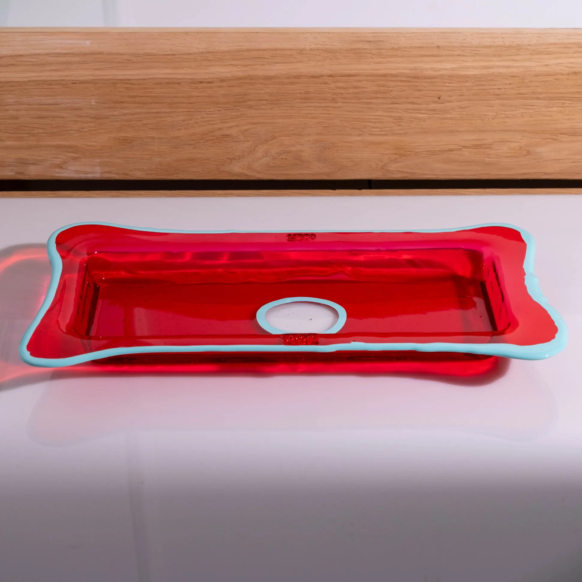 try_tray_rectangular__cle_4-2.webp Try Tray Rectangular - Clear Red And Matt Arctic