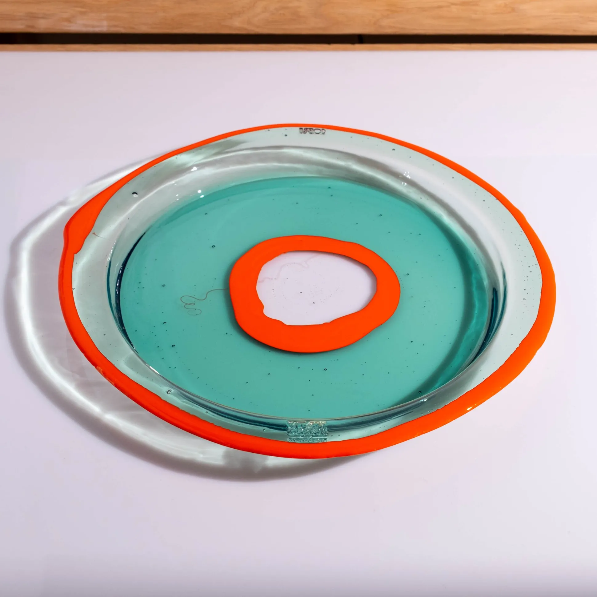 try_tray_round__clear_aqu_2-1.webp Try Tray Round - Clear Aqua And Matt Orange