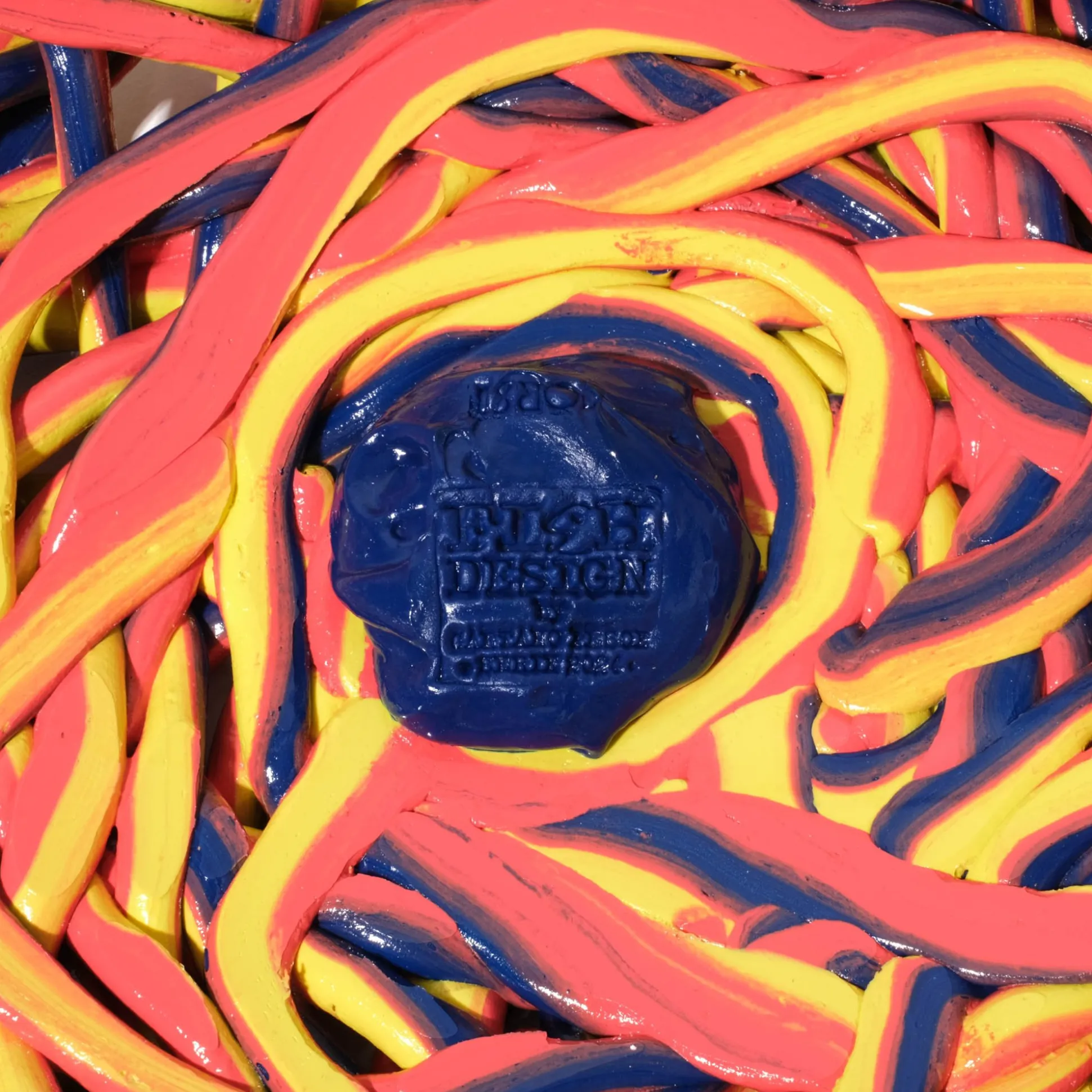 tutti_frutti_ii_basket_ex_4-1.webp Tutti Frutti II Basket Extra Colour - Matt Coral, Blue And Fluo Yellow