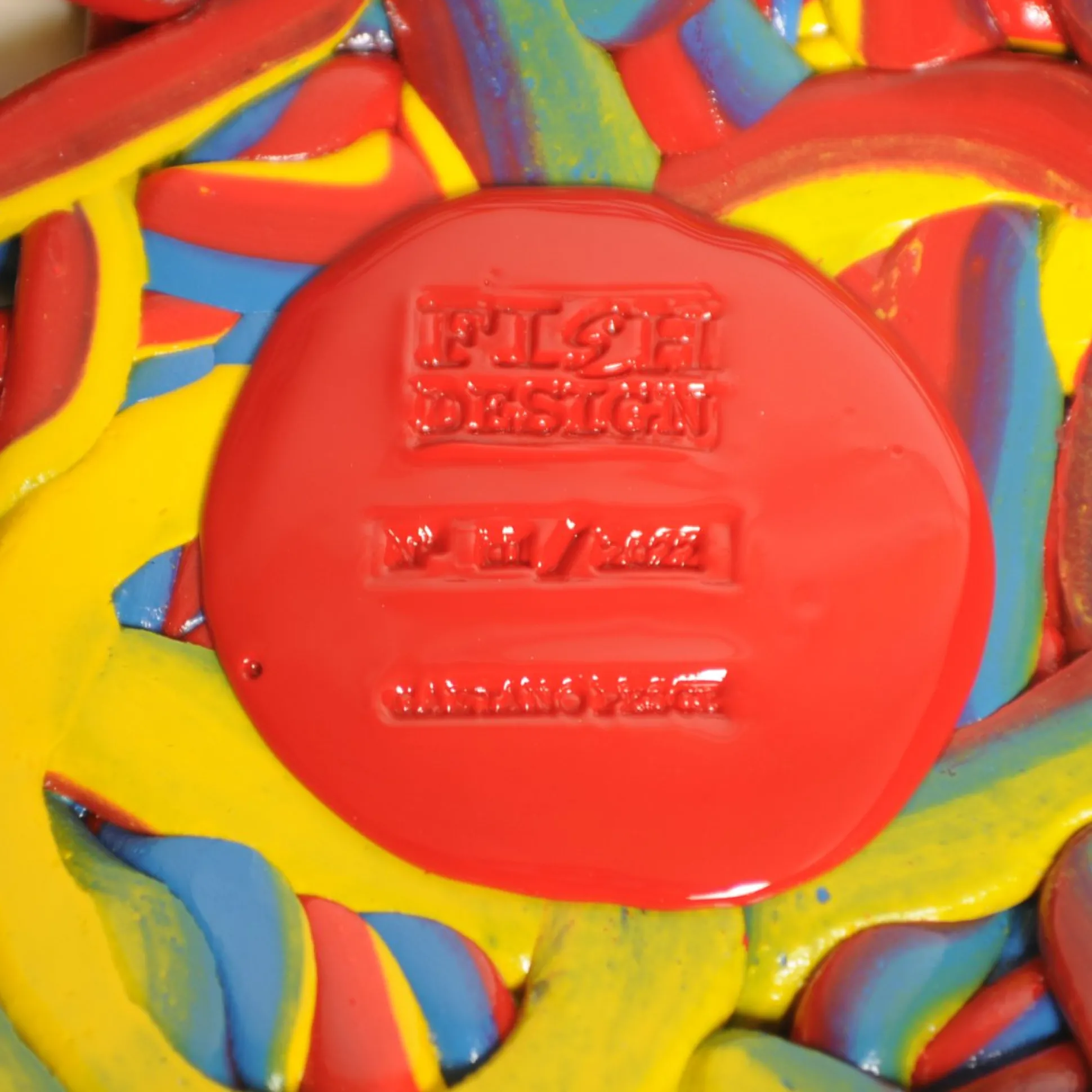 tutti_frutti_ii_basket_ex_4.webp Tutti Frutti II Basket Extra Colour - Matt Red, Blue And Yellow