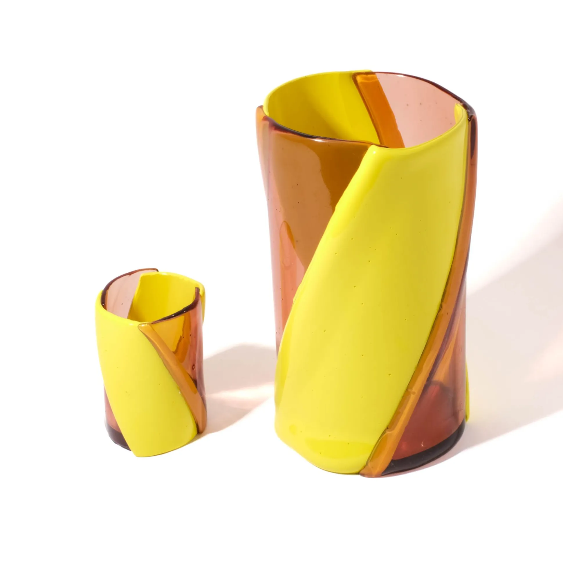 twirl_vase__clear_antique_12.webp Twirl Vase - Clear Antique Pink, Fluo Yellow